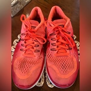 Nike Flex Mens running shoes in size 12